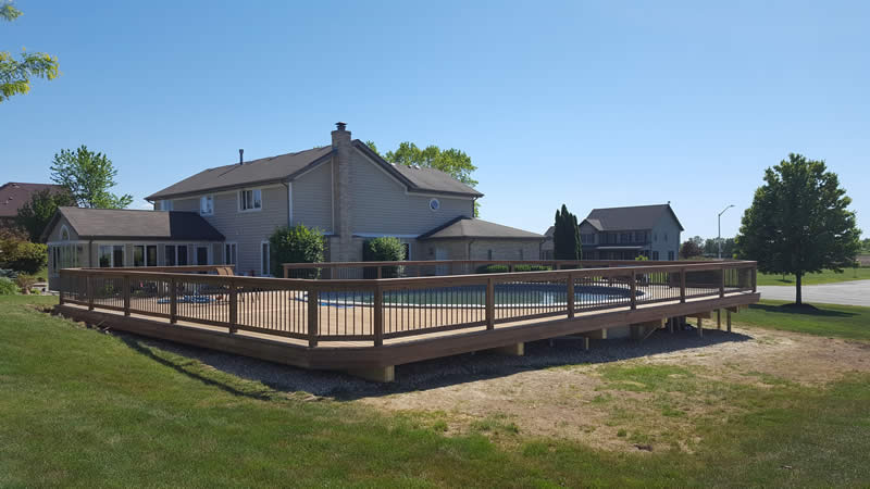 Deck with pool.